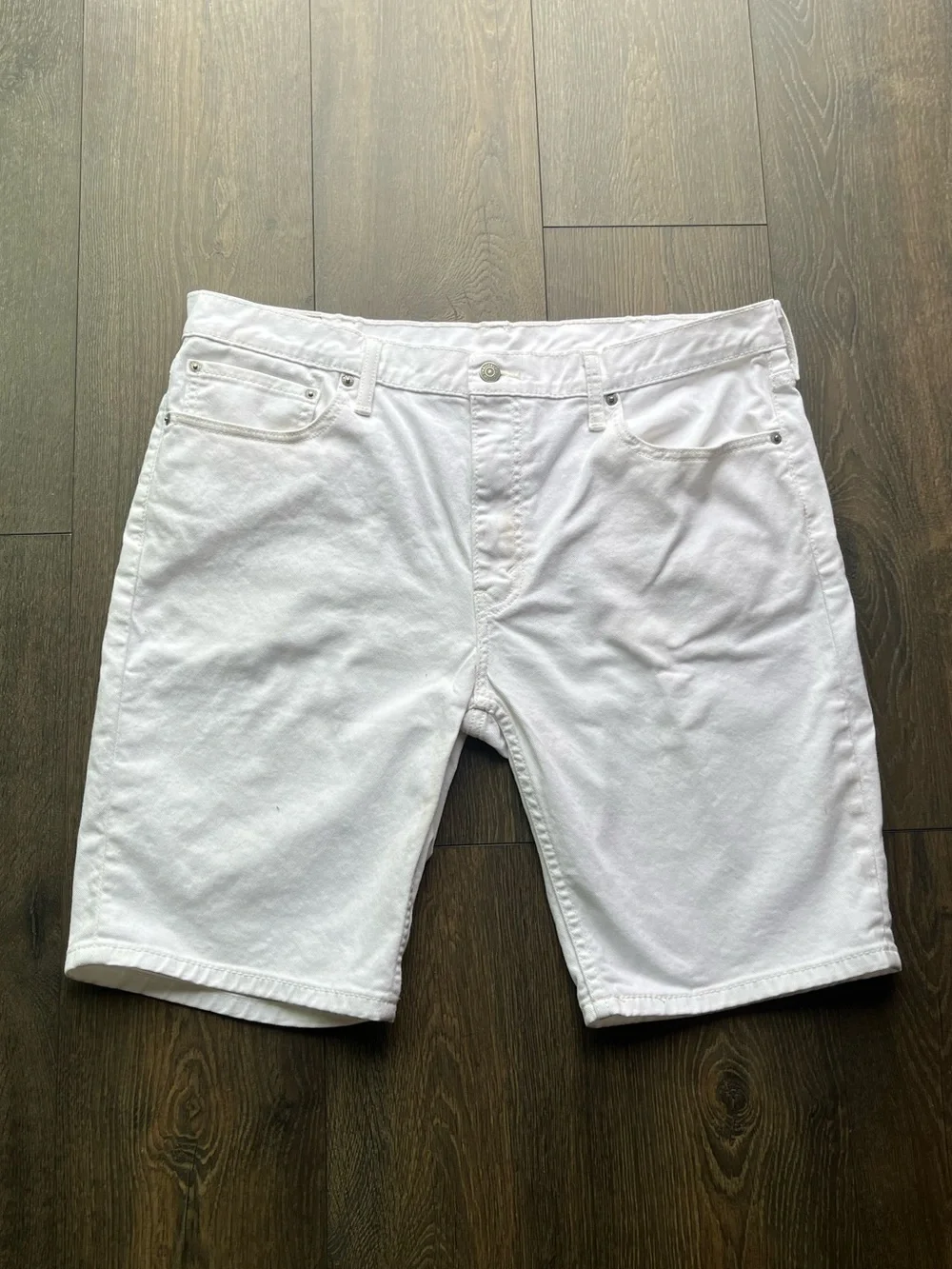 Levi’s White Denim Shorts